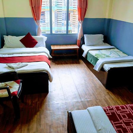 Hotel Piya Pvt Ltd Pokhara Esterno foto