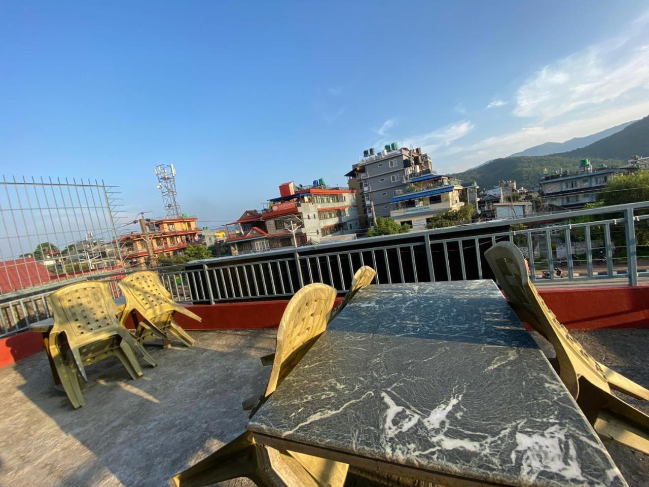 Hotel Piya Pvt Ltd Pokhara Esterno foto