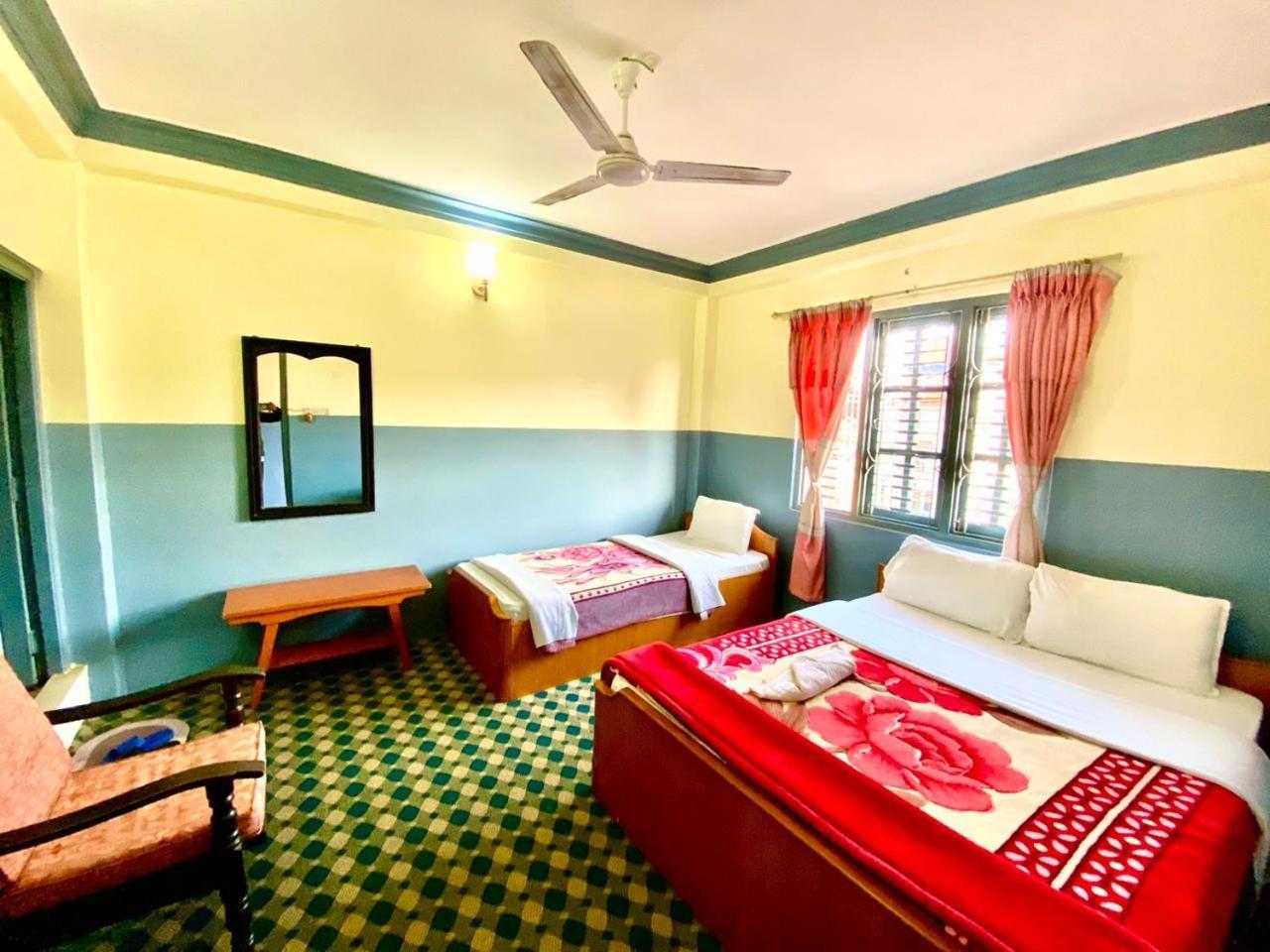 Hotel Piya Pvt Ltd Pokhara Esterno foto